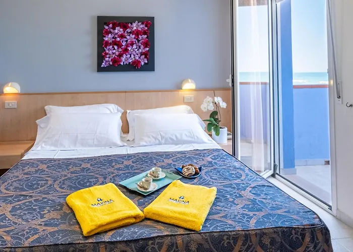 Albergo centrale: Hotel Marina